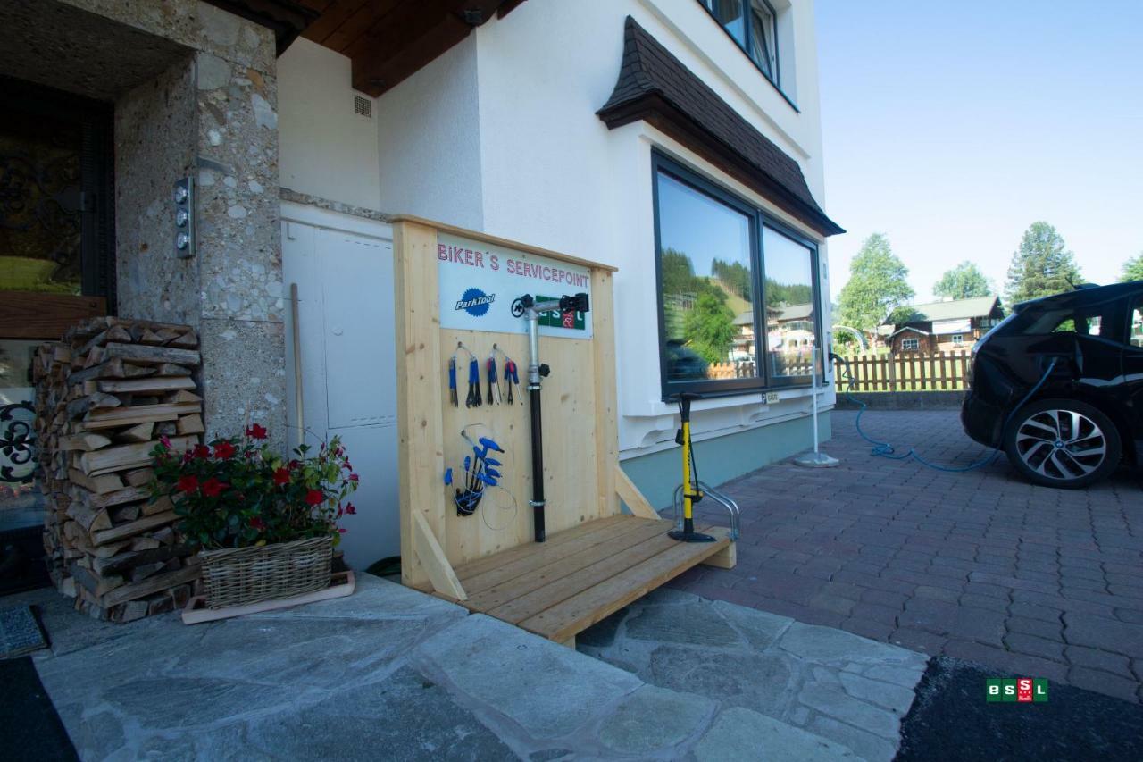 Essl In Gasthof 2*